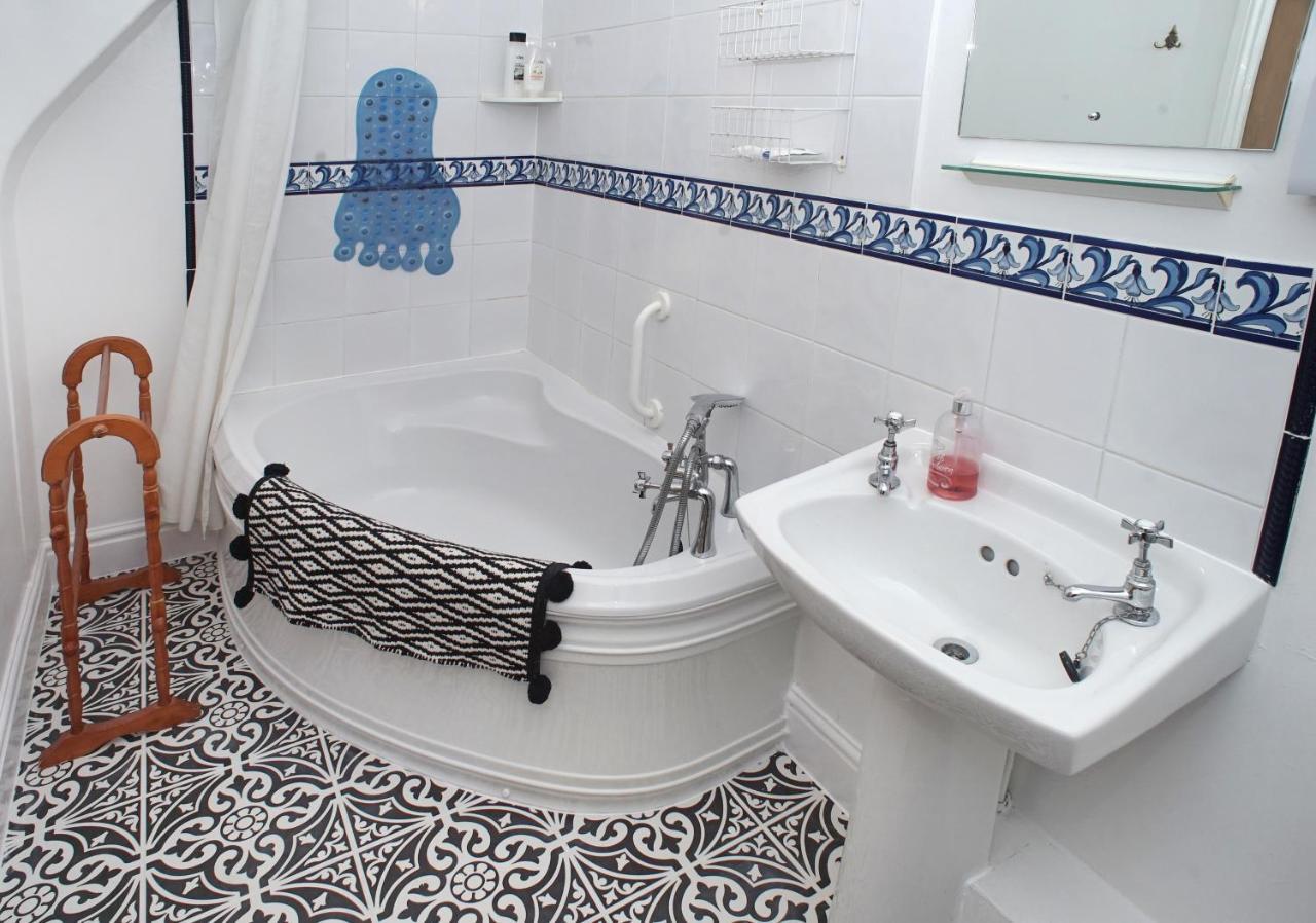 Baytree Bed & Breakfast Minehead Ngoại thất bức ảnh